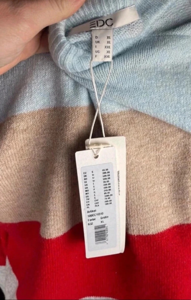 Zeitloser Esprit Pullover