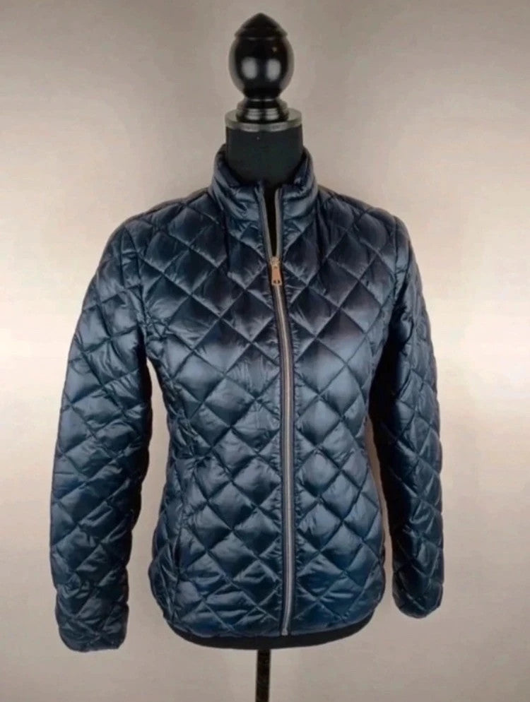 Daunendteppjacke- zeitlos und vielseitig