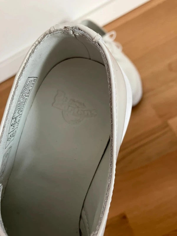 Lässige Sommerschuhe von dr Martens