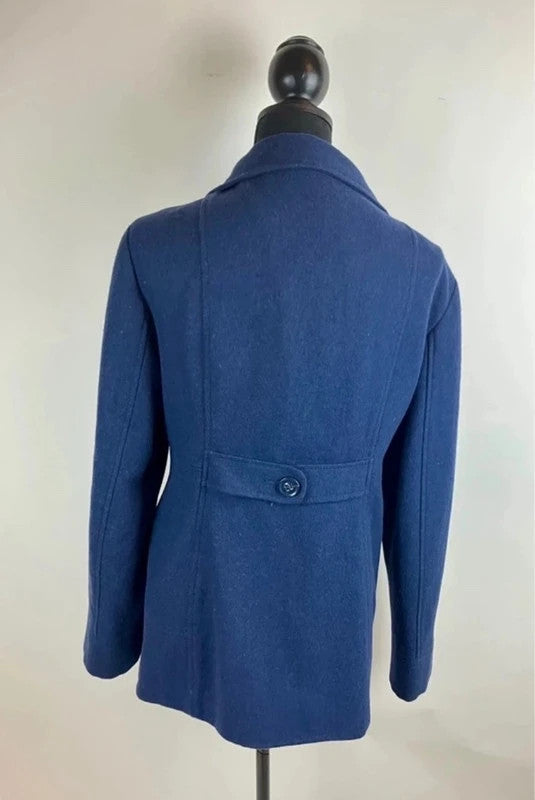 Eleganter Wintermantel von Esprit – Stilvoll und zeitlos