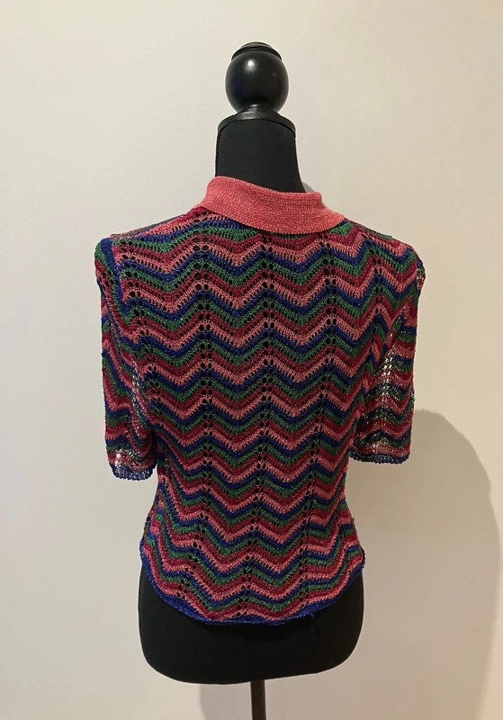 Buntes Crop Poloshirt im Strick Zickzack Muster