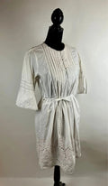 Kleid mit Lochmuster – Second-Hand bei Schickisch