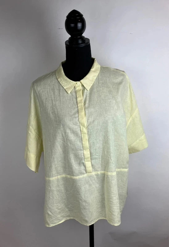 Zarte Bluse für den Frühling