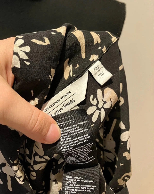 Klassische Bluse aus Seide