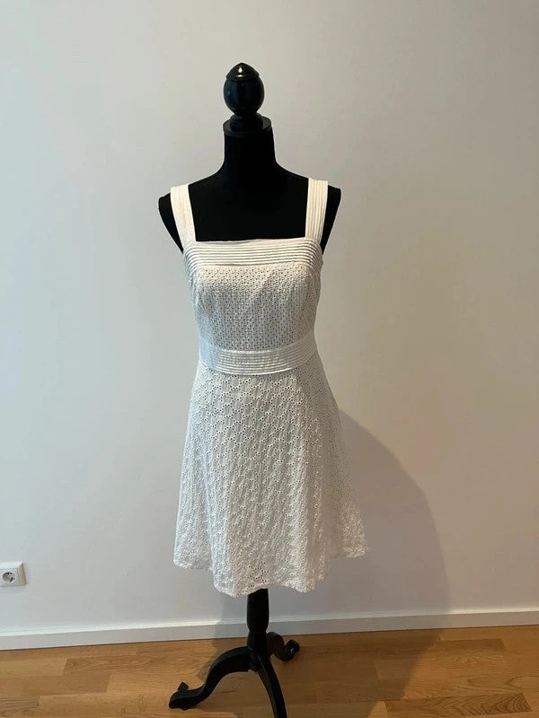 Sommerkleid mit Lochmuster – Second-Hand bei Schickisch