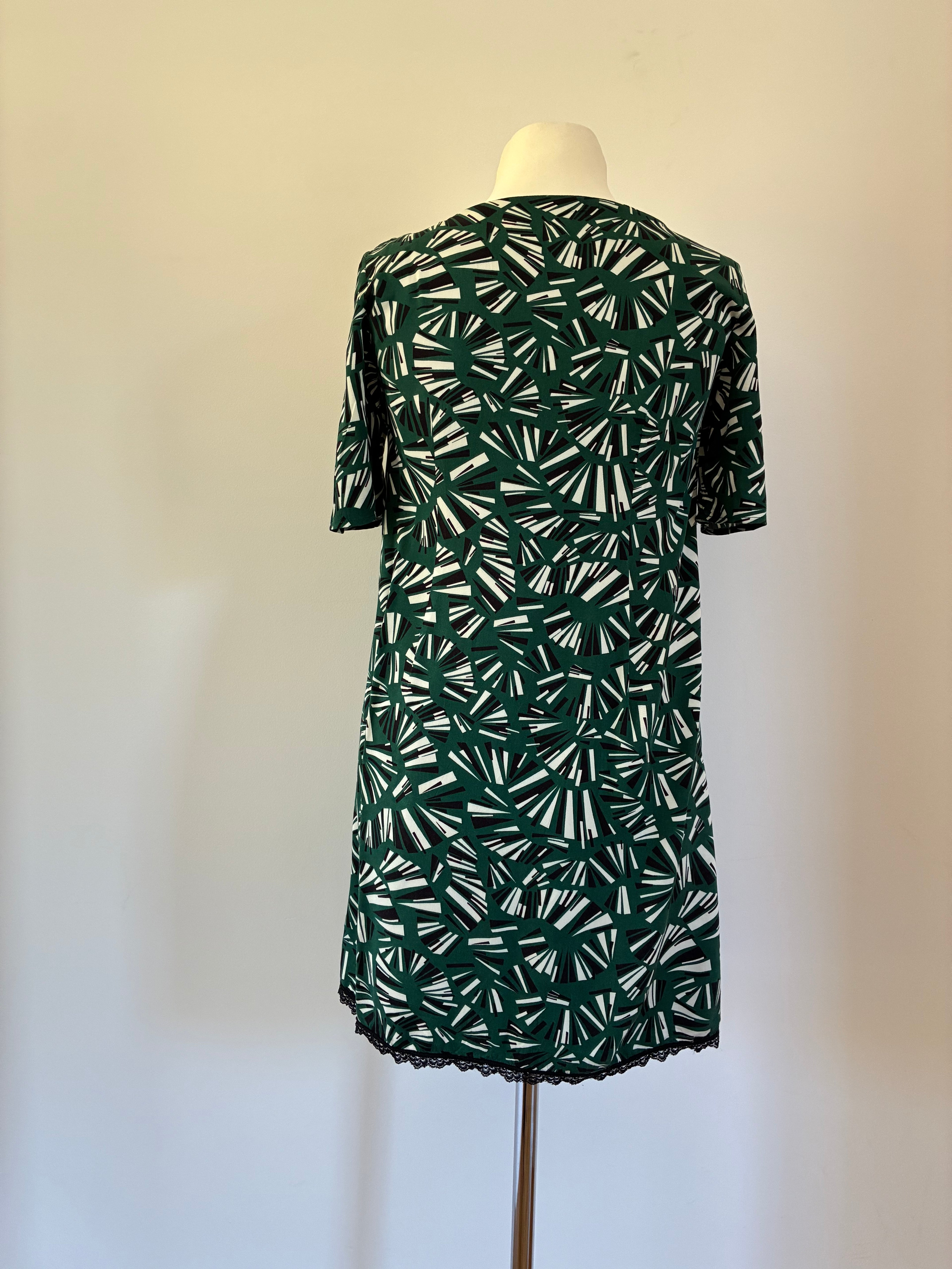 Verspieltes Blutsgeschwister Kleid Größe S 36 in Grün-Schwarz mit Spitzendetail