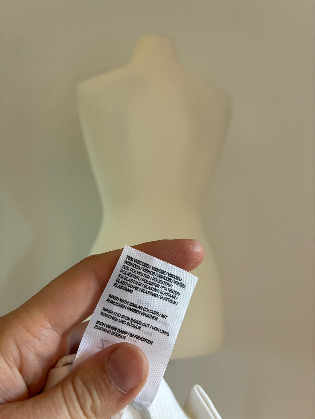 Zero Oversize-Hoodie in Cremeweiß mit Kapuze – Größe XXL / 44