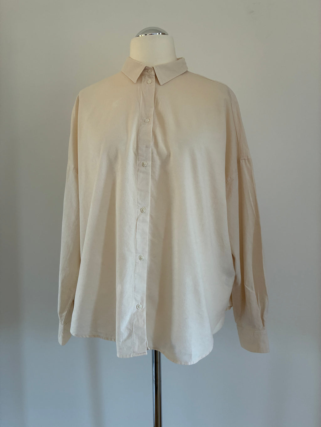 Marc O’Polo Cordbluse Größe 42 in Creme mit lockerem Schnitt