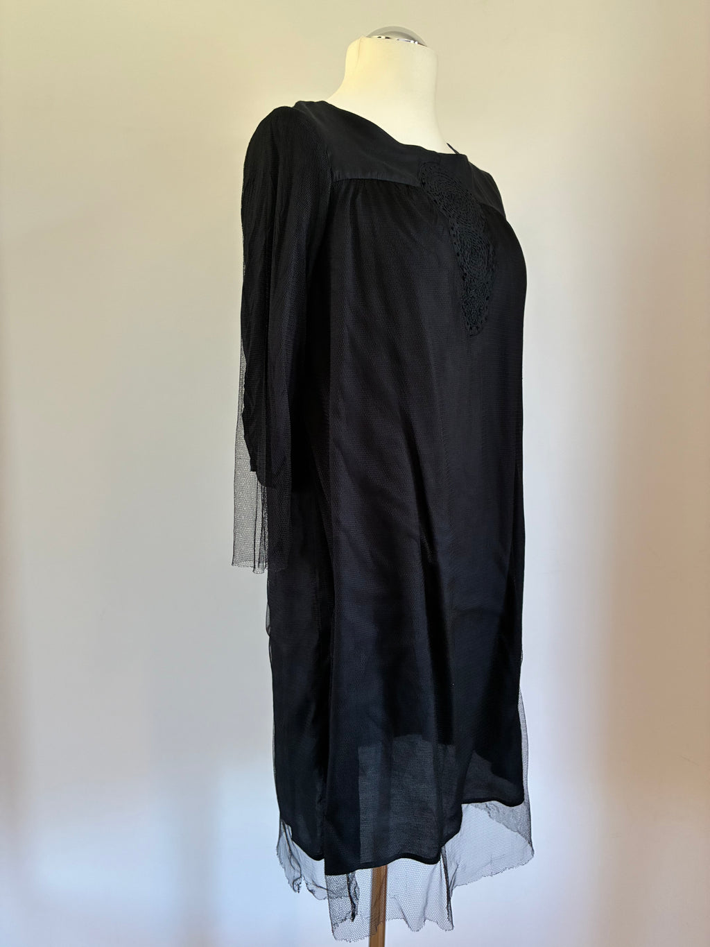 Noa Noa Kleid Größe M 38 in Schwarz mit Tüll und Stickerei – neu mit Etikett