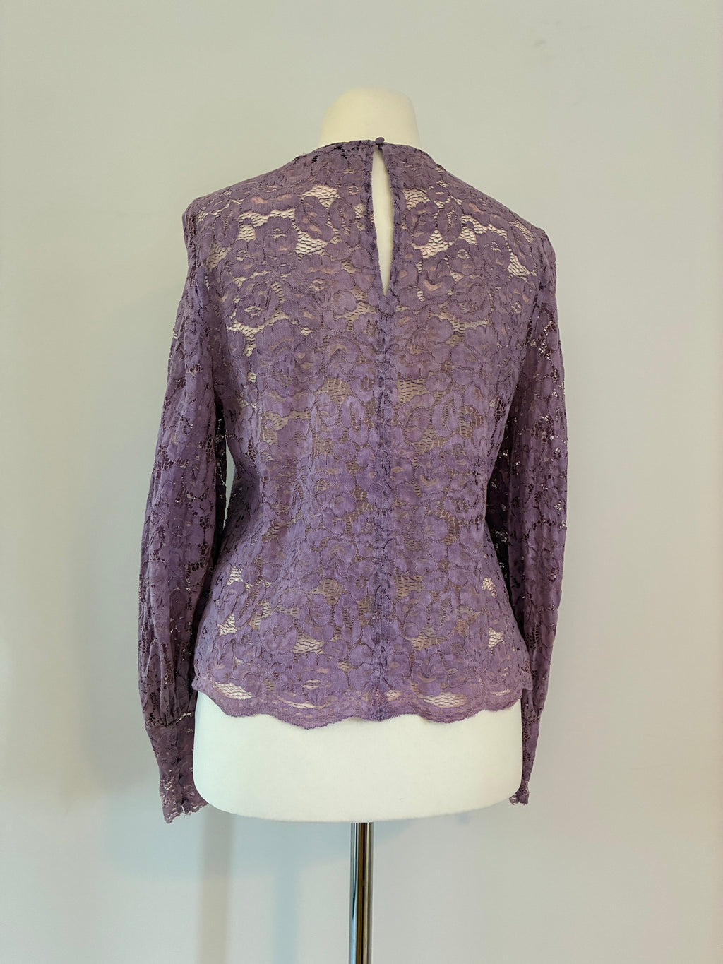 Hallhuber Bluse mit Lochmuster – Größe XL / 42