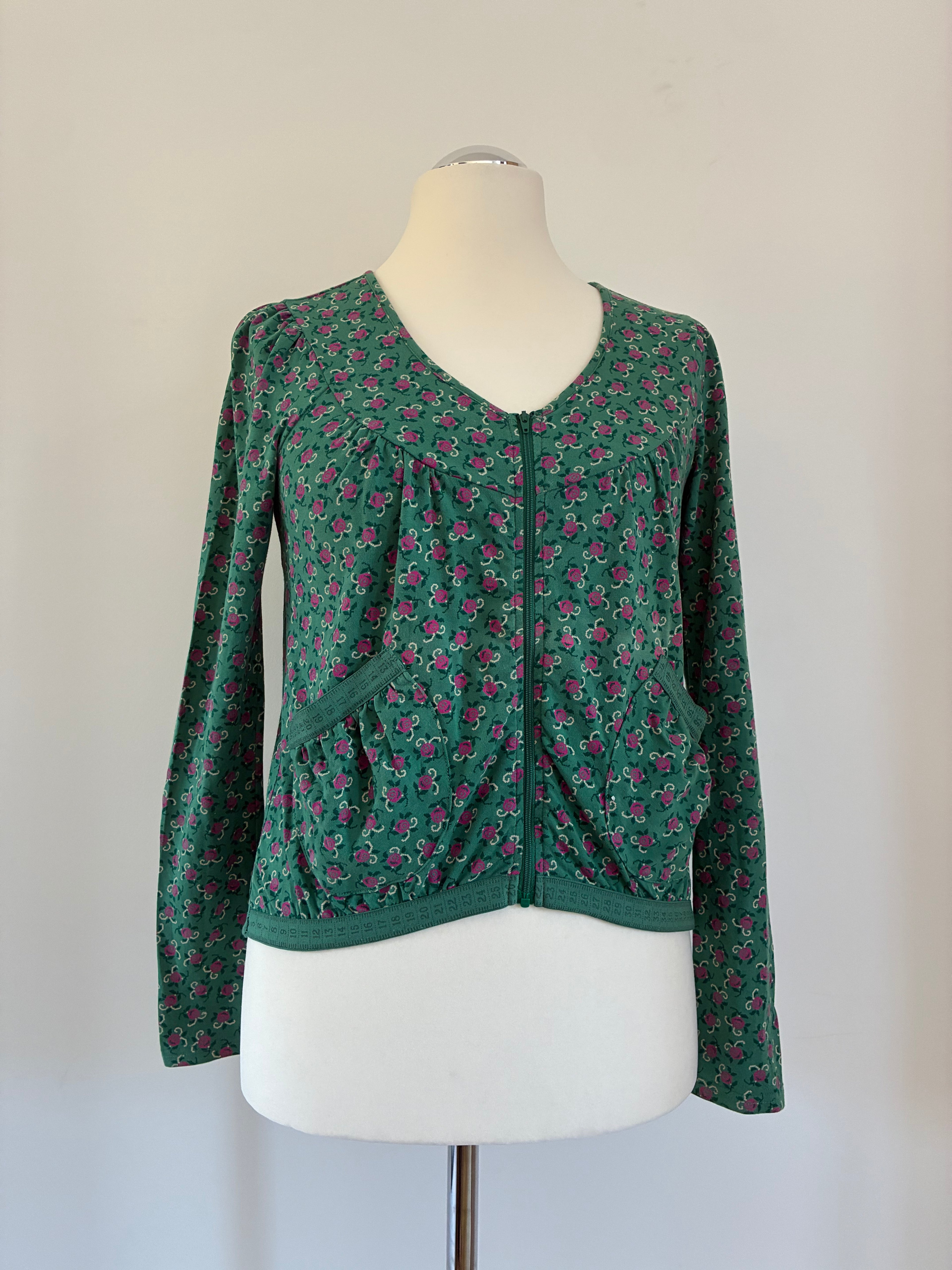 Blutsgeschwister Jacke in Grün mit Blumenmuster – Größe S / 36