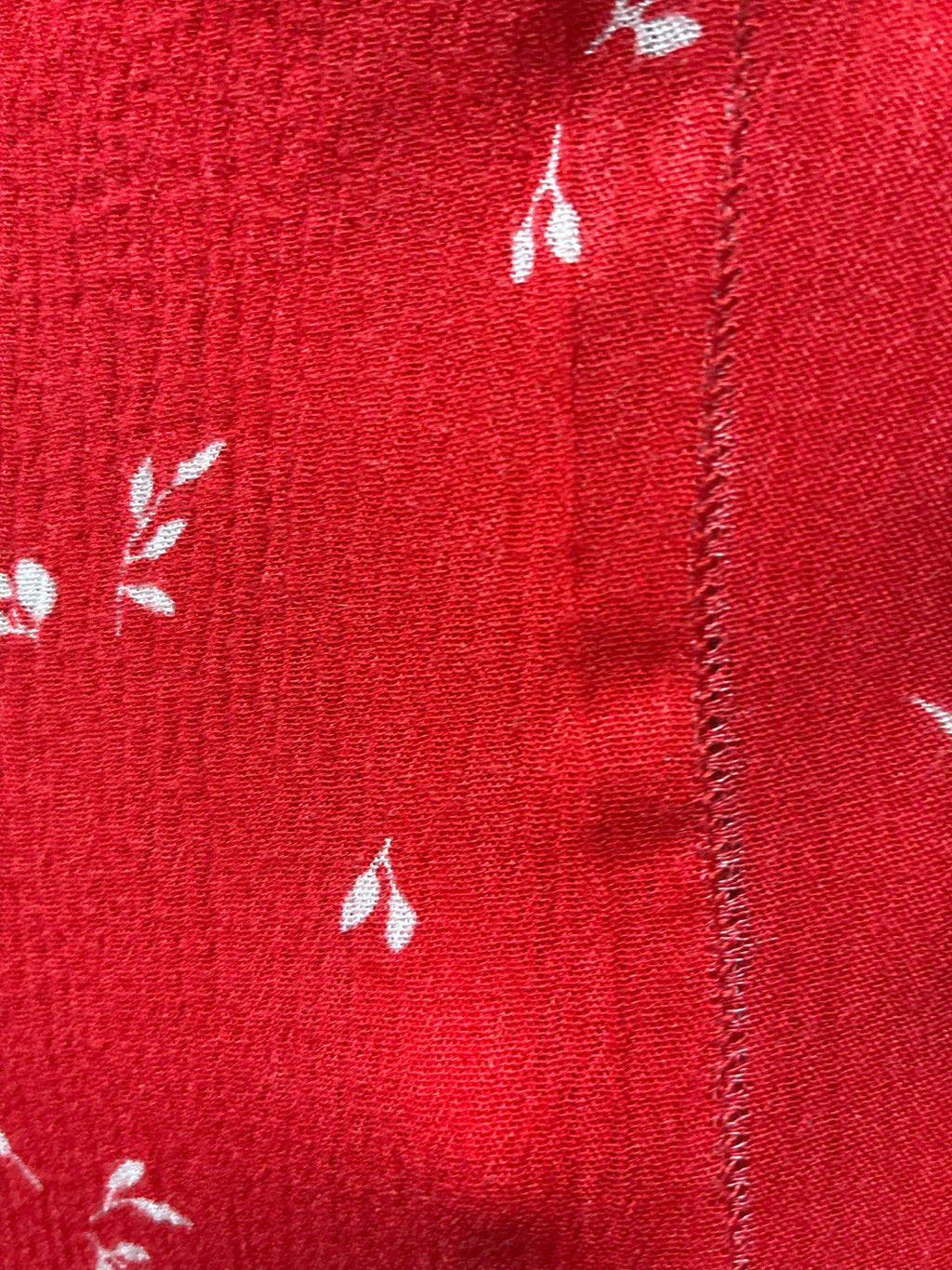 Romantisches Kauf Dich Glücklich Wickelkleid Größe S 36 in Rot mit Blumenmuster