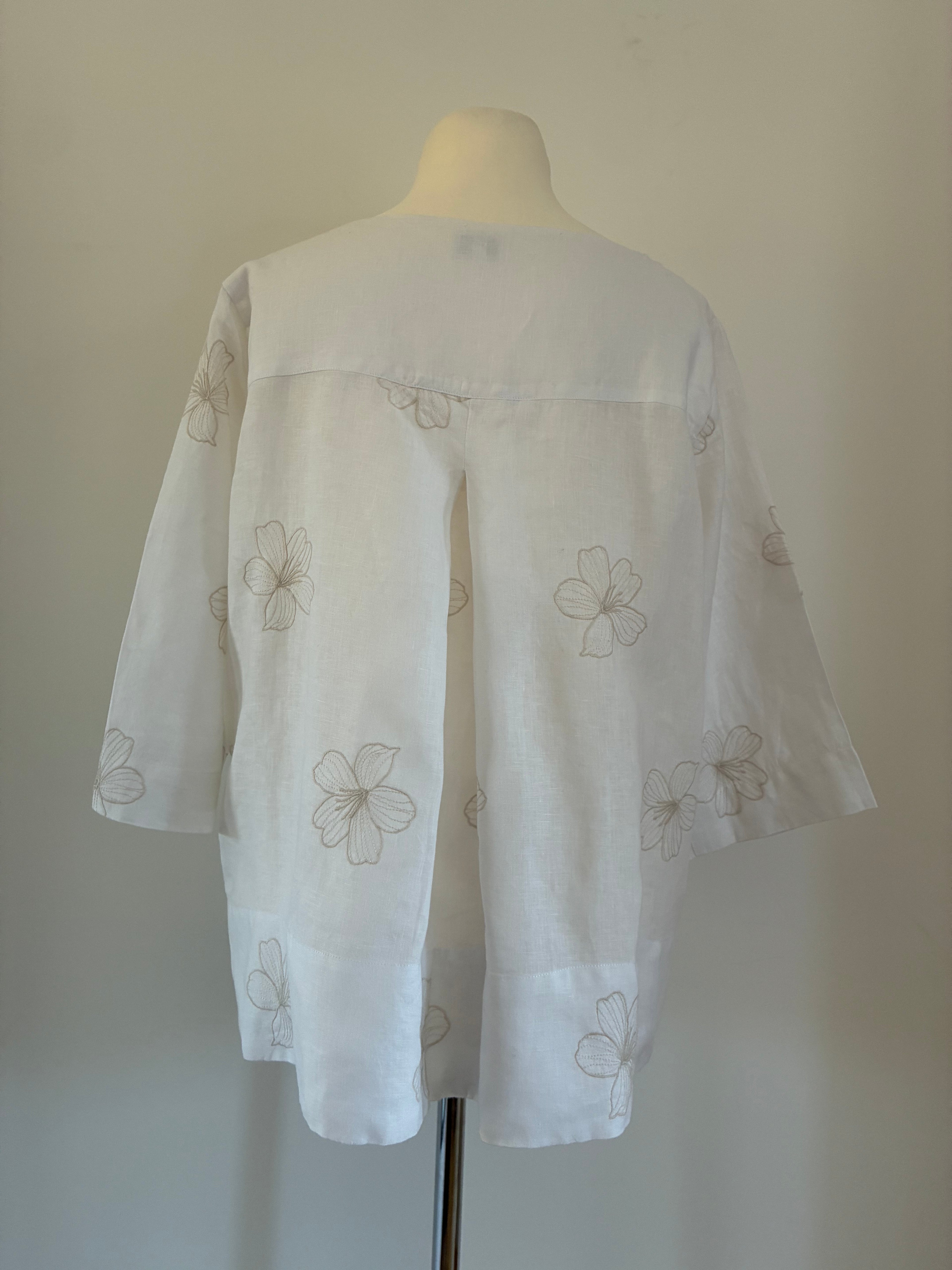 Chelsea Rose Leinenbluse XL 42 – luftig, weiß und fein bestickt