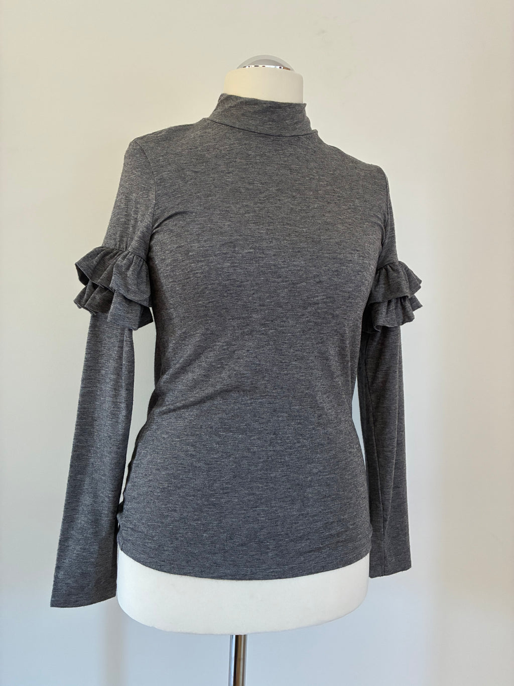 Edles People Tree Sweatshirt – nachhaltige Qualität aus Wolle & Tencel