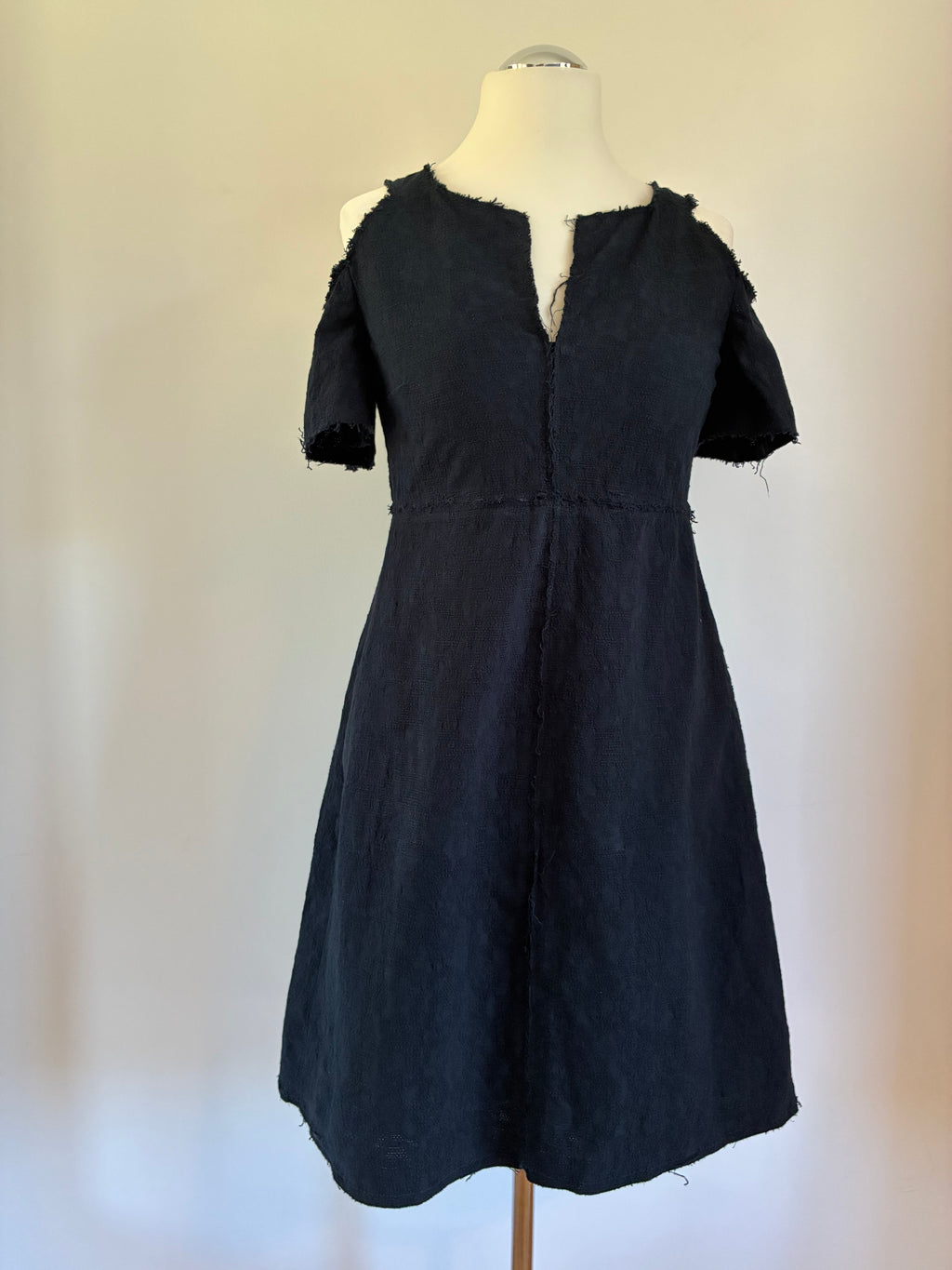 Dorothee Schumacher Kleid Gr. 38 – marineblau mit Cut-outs, neu mit Etikett