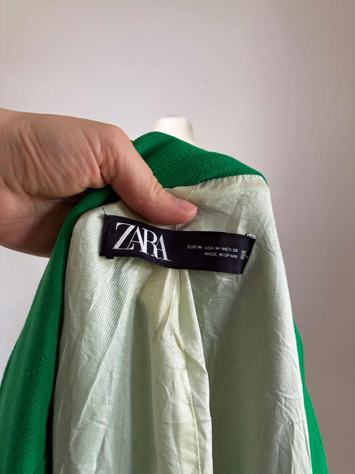 Zara Blazer, Größe M, Smaragdgrün, Gold, Weitere Ansicht 4
