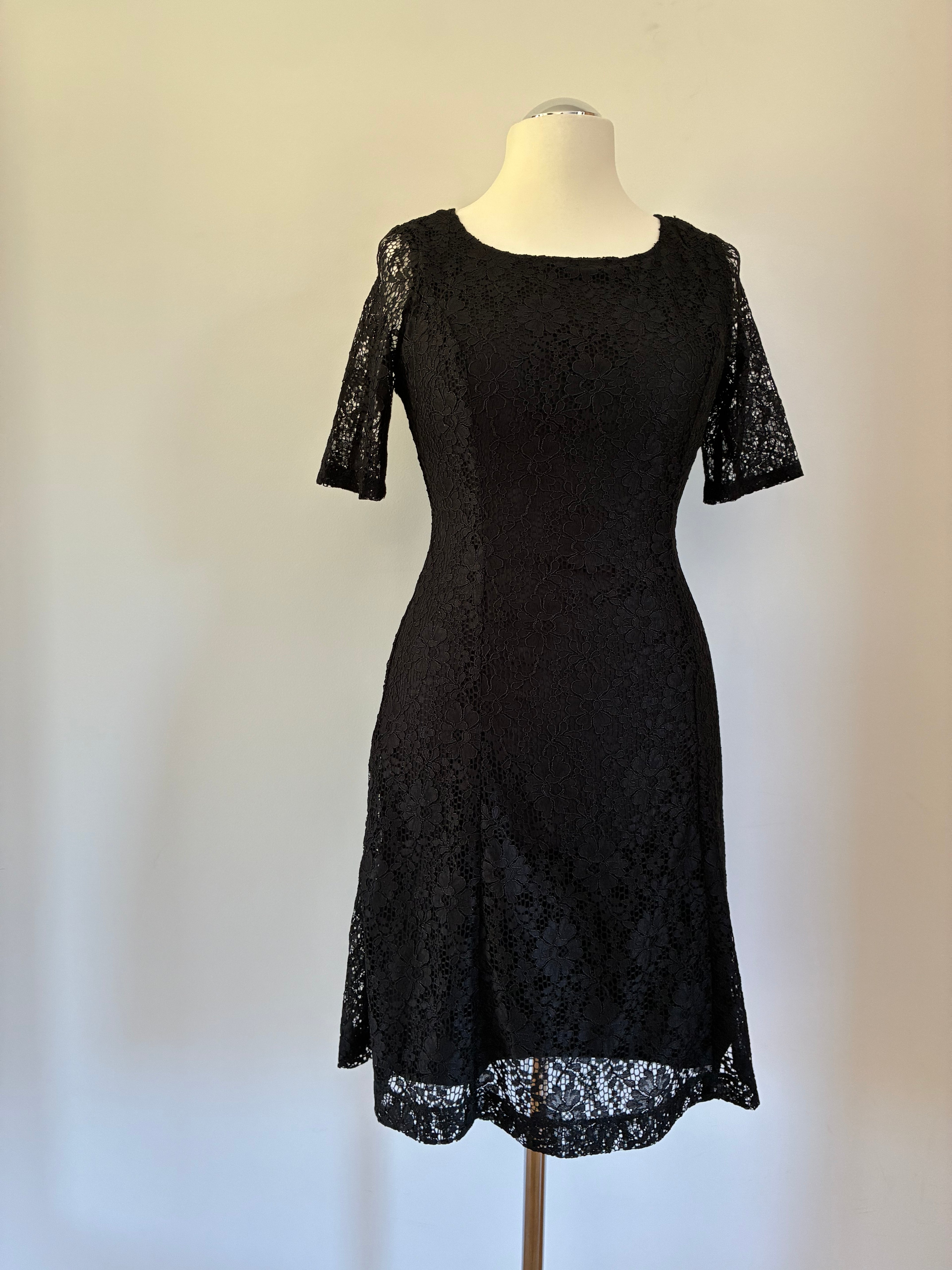 s.Oliver Kleid Gr. 36 – schwarz, elegant und ungetragen