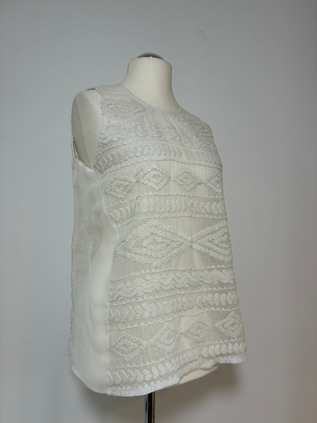 Noa Noa Sommerbluse mit Stickerei – Größe XL / 42 – Neu mit Etikett