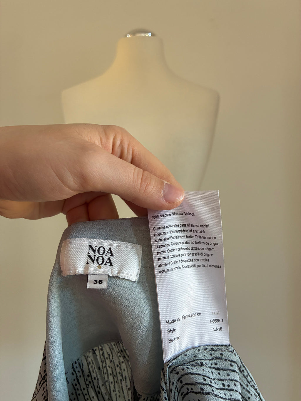 Noa Noa Bluse mit dezentem Muster – Größe S / 36