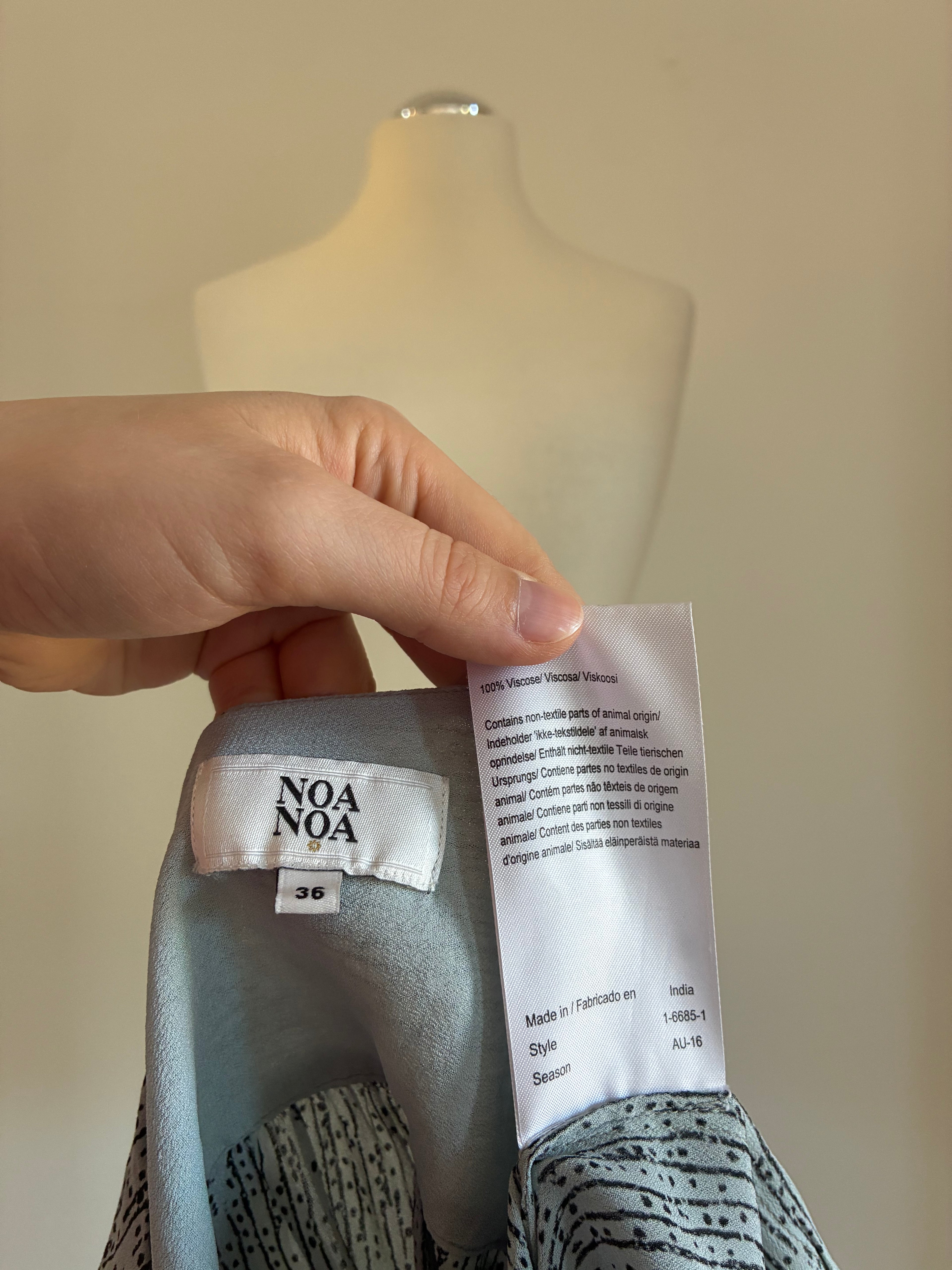 Noa Noa Bluse mit dezentem Muster – Größe S / 36