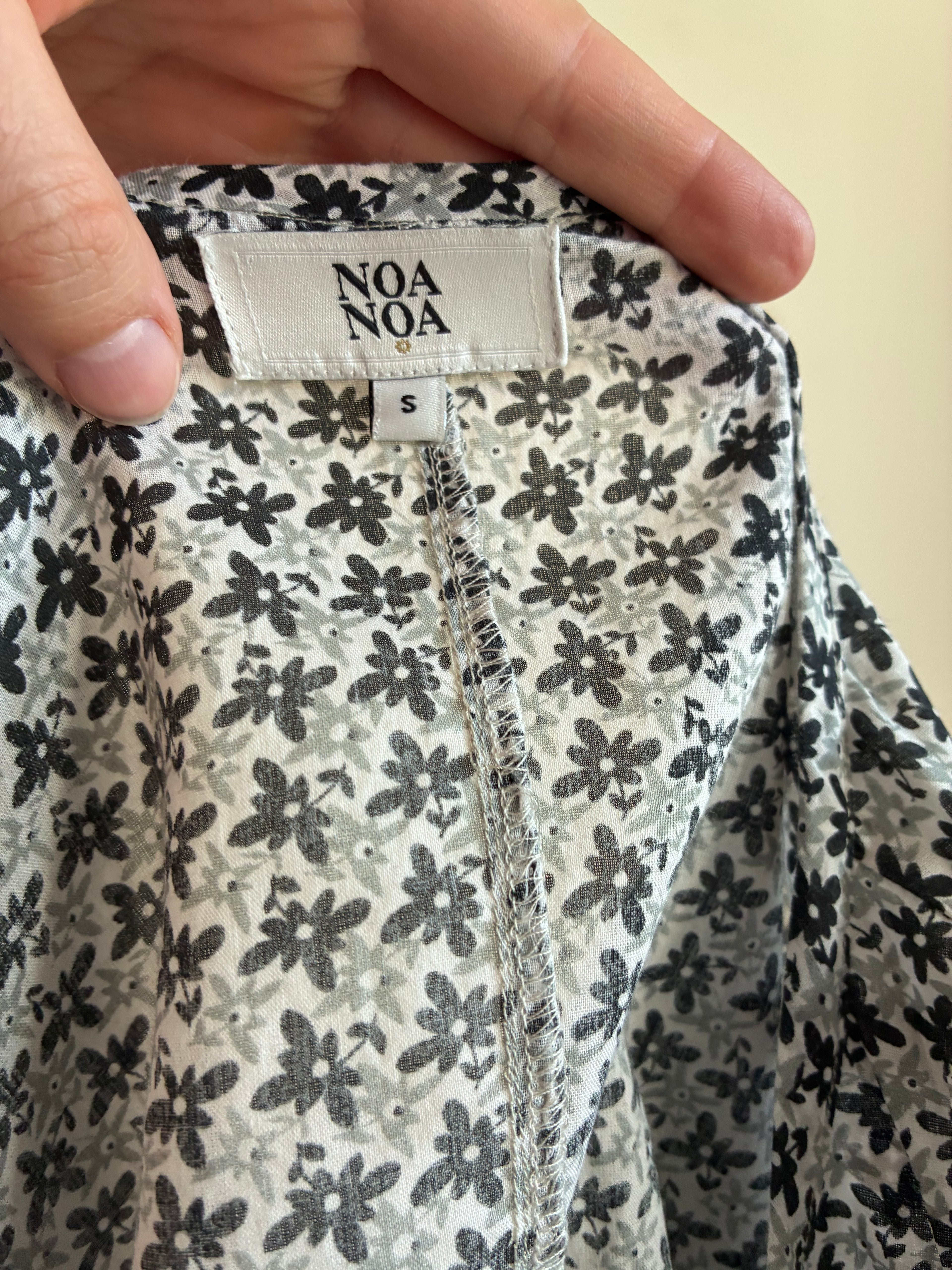 Noa Noa Bluse mit Blumenmuster im Vintage-Look – Größe S / 36