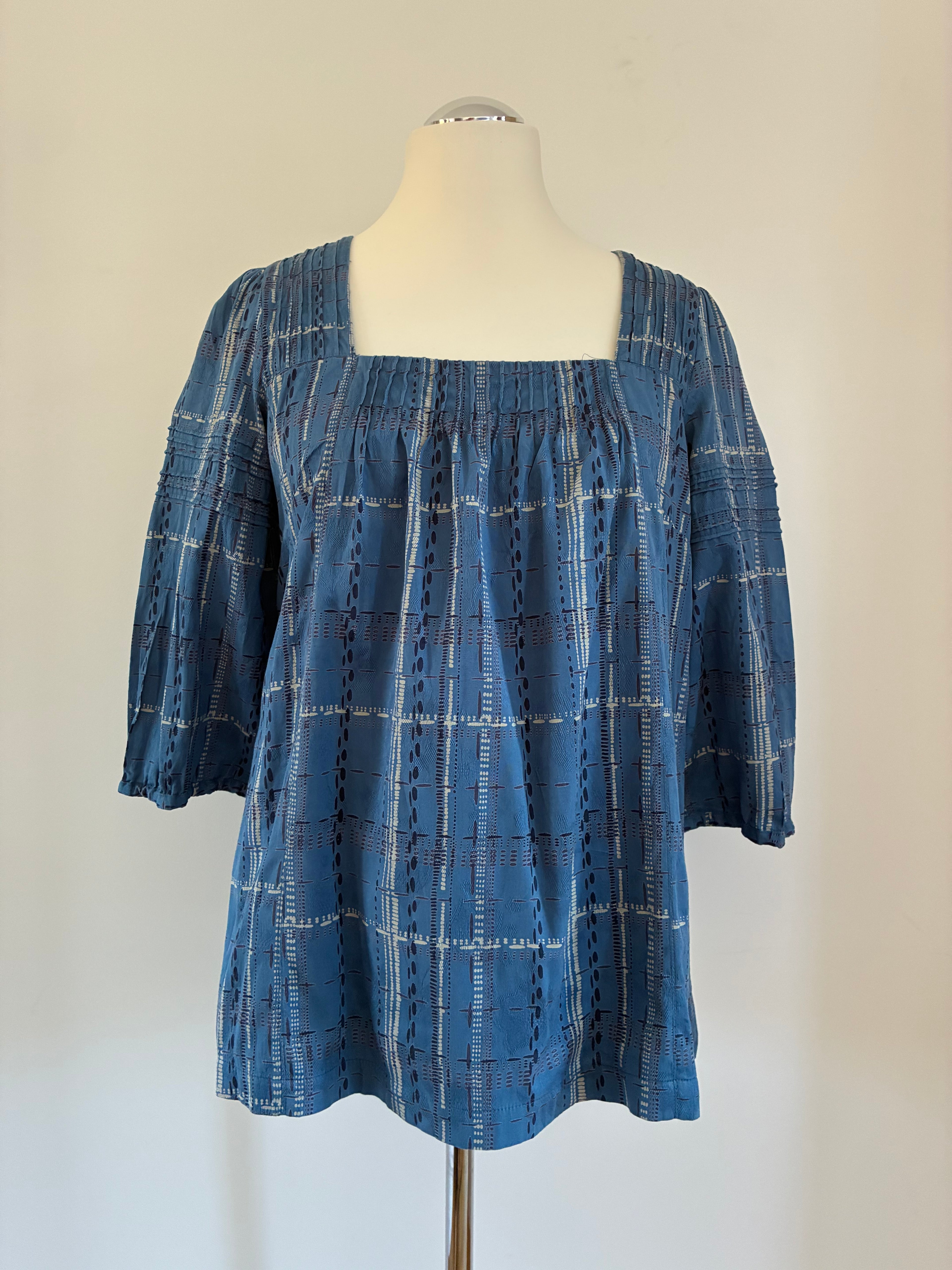 Noa Noa Bluse mit Stickerei und eckigem Ausschnitt – Größe M / 38