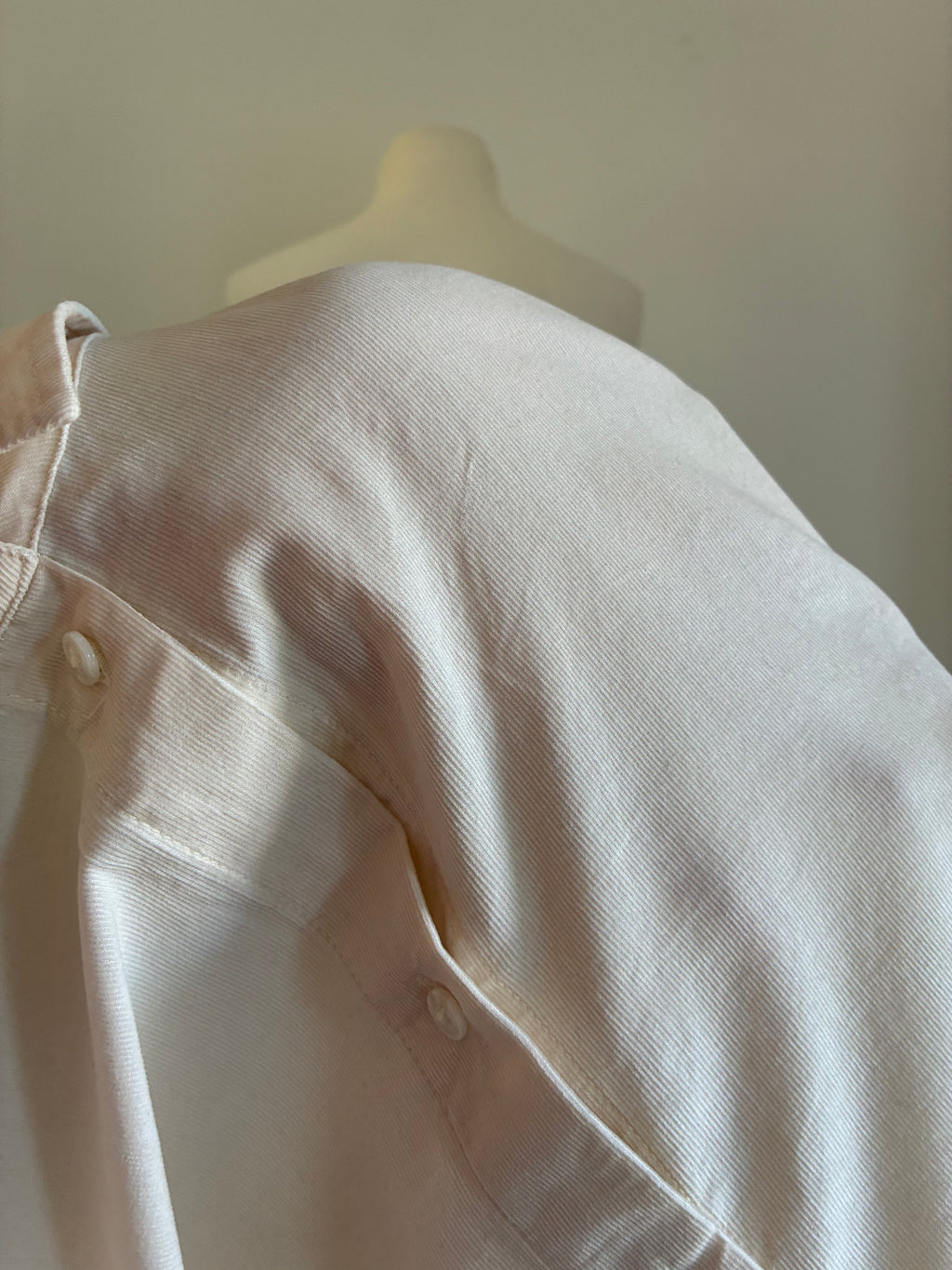 Marc O’Polo Cordbluse Größe 42 in Creme mit lockerem Schnitt