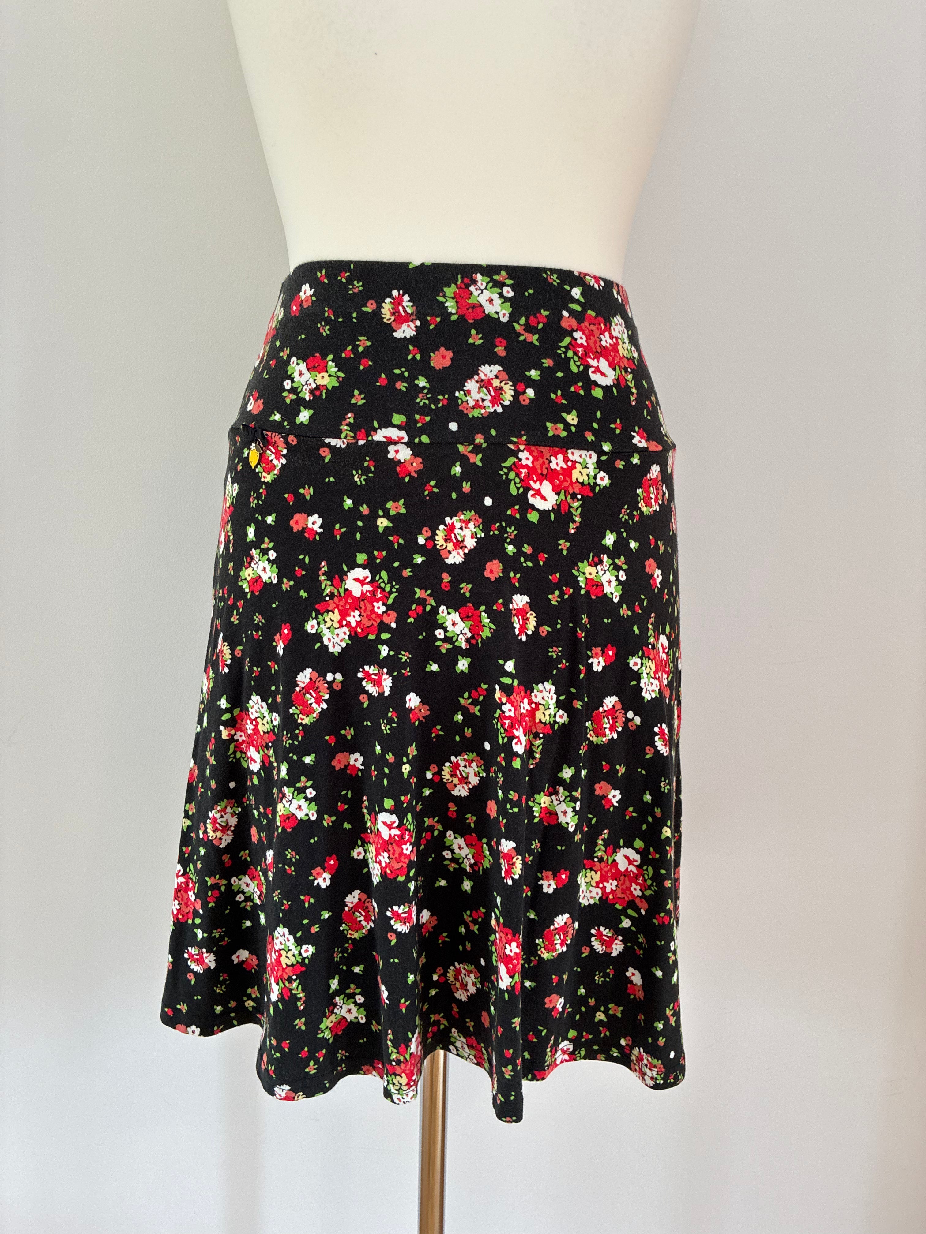 Blutsgeschwister Rock Größe S 36 mit floralem Retro-Muster