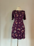 Emily and Fin Kleid Gr. 40 – lila mit buntem Print, selten getragen