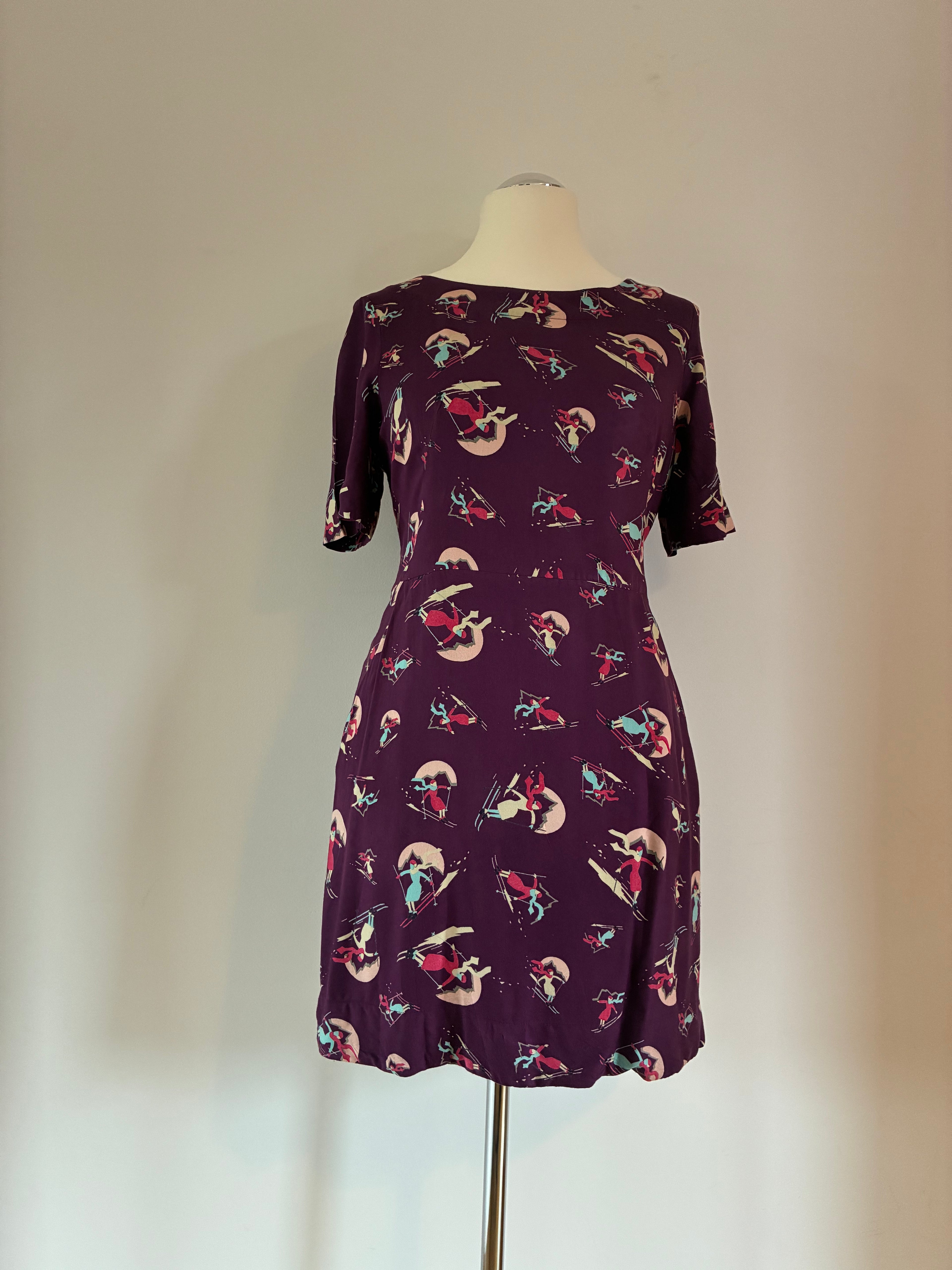 Emily and Fin Kleid Gr. 40 – lila mit buntem Print, selten getragen