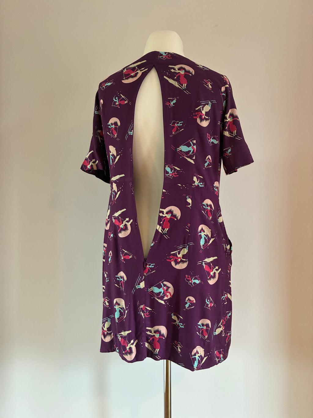 Emily and Fin Kleid Gr. 40 – lila mit buntem Print, selten getragen