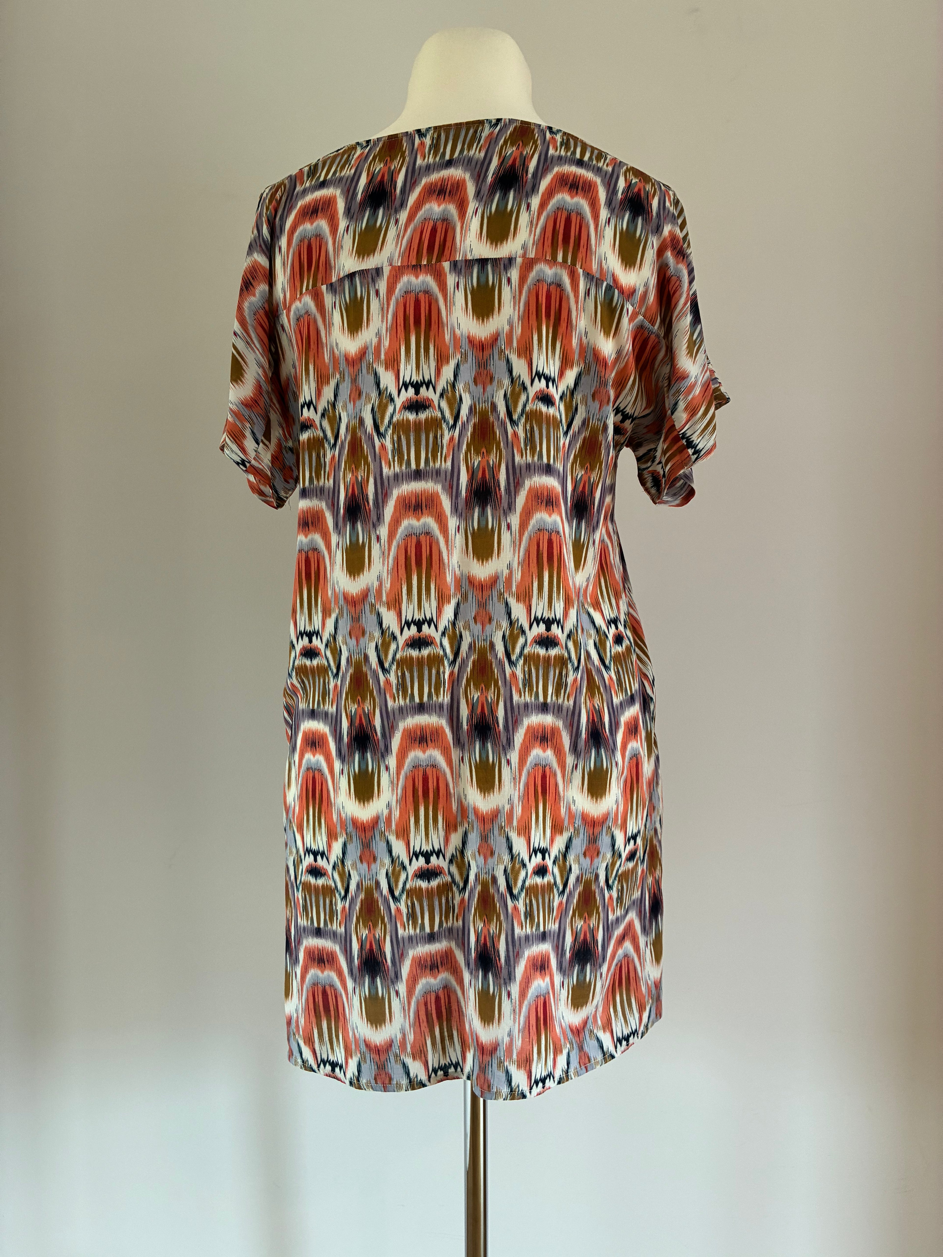 Ausdrucksstarkes Noa Noa Kleid Größe M 38 in Creme mit farbenfrohem Boho-Print