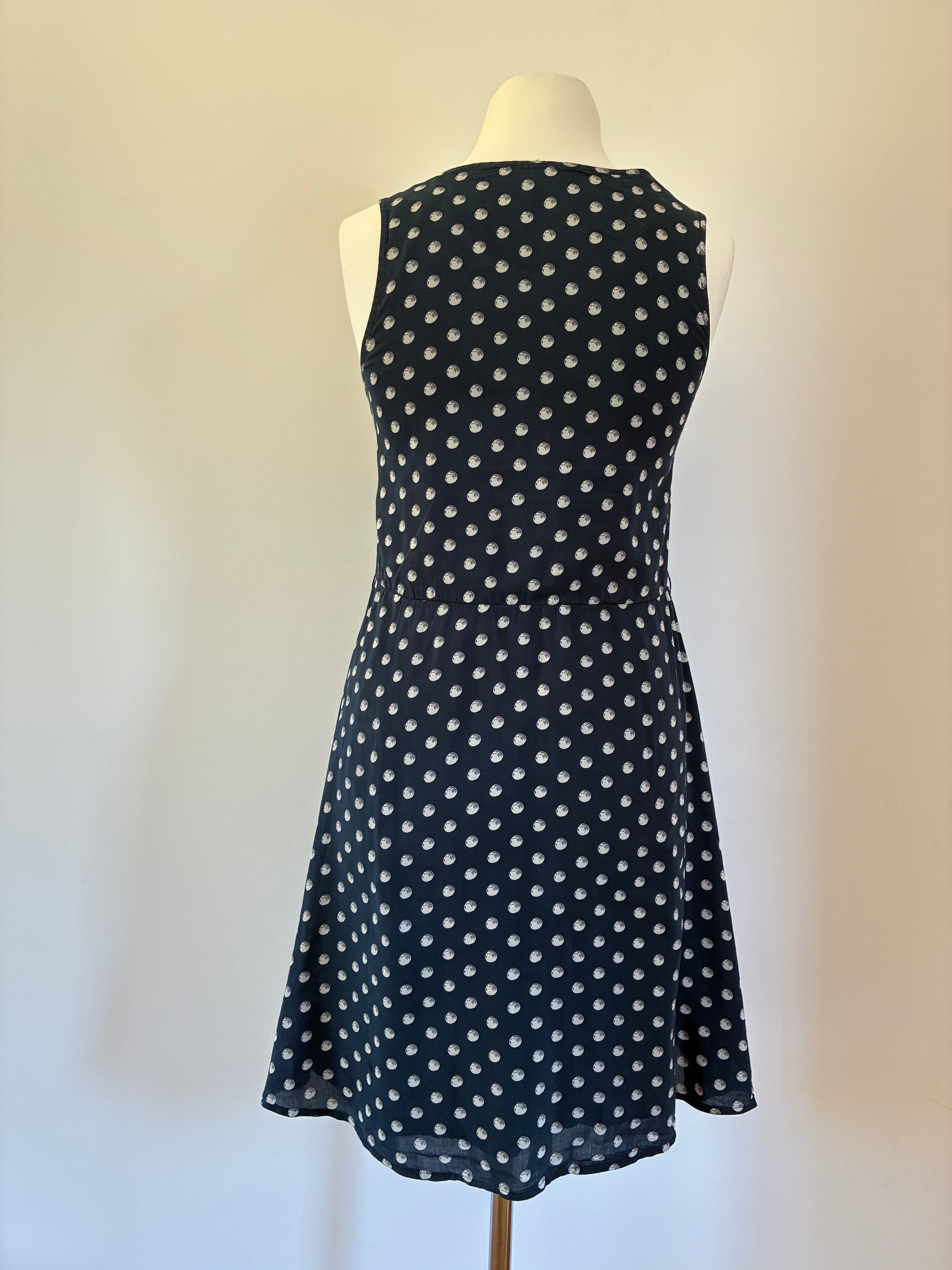Zeitloses s.Oliver Kleid Größe M 38 in Marineblau-Creme mit Punkten