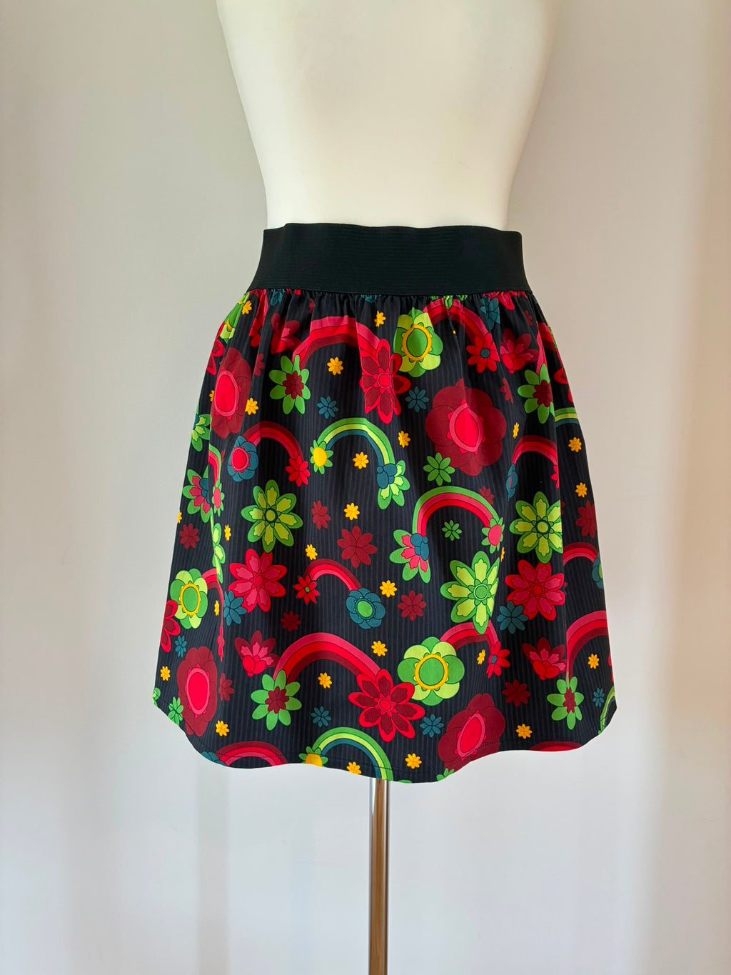 Rock Rose Rock’n’Roll Emporium Rock Gr L 40 mit farbenfrohem Retro-Blumenprint
