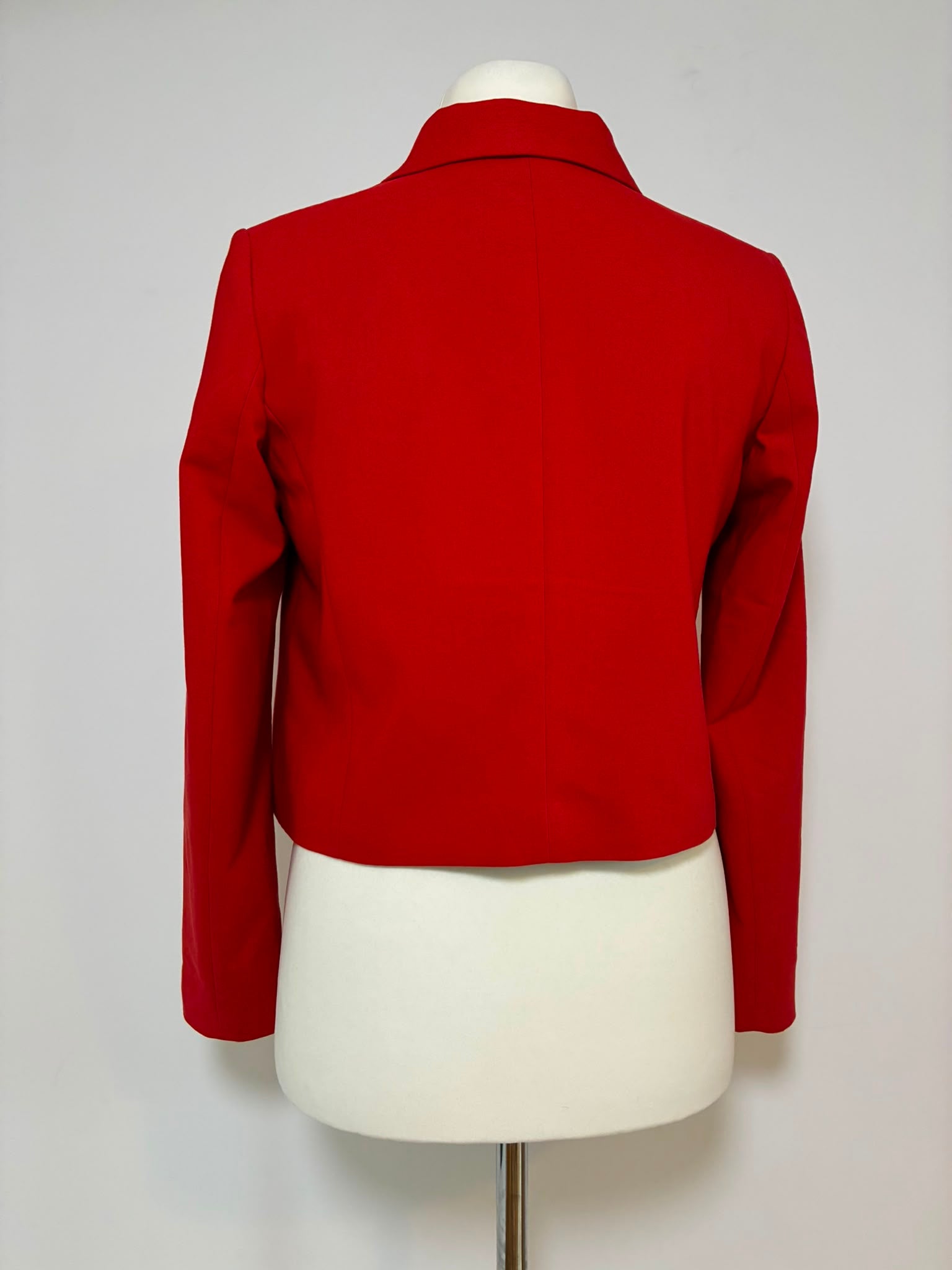 More & More Blazer Rot Gr. 36 – Kurz geschnitten, taillierte Kastenform