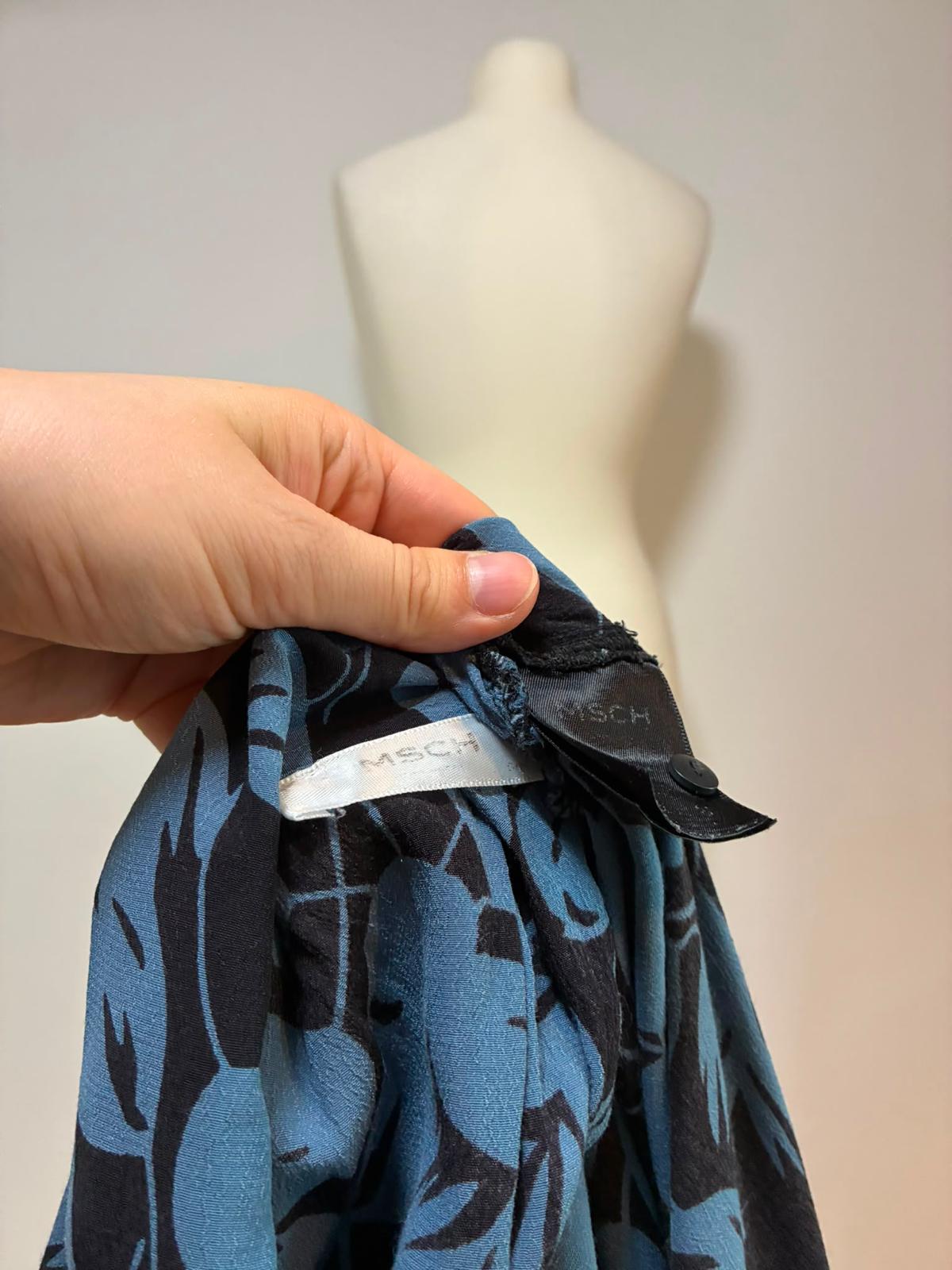 MSCH Copenhagen Kleid in Blau Schwarz mit Schleifenkragen