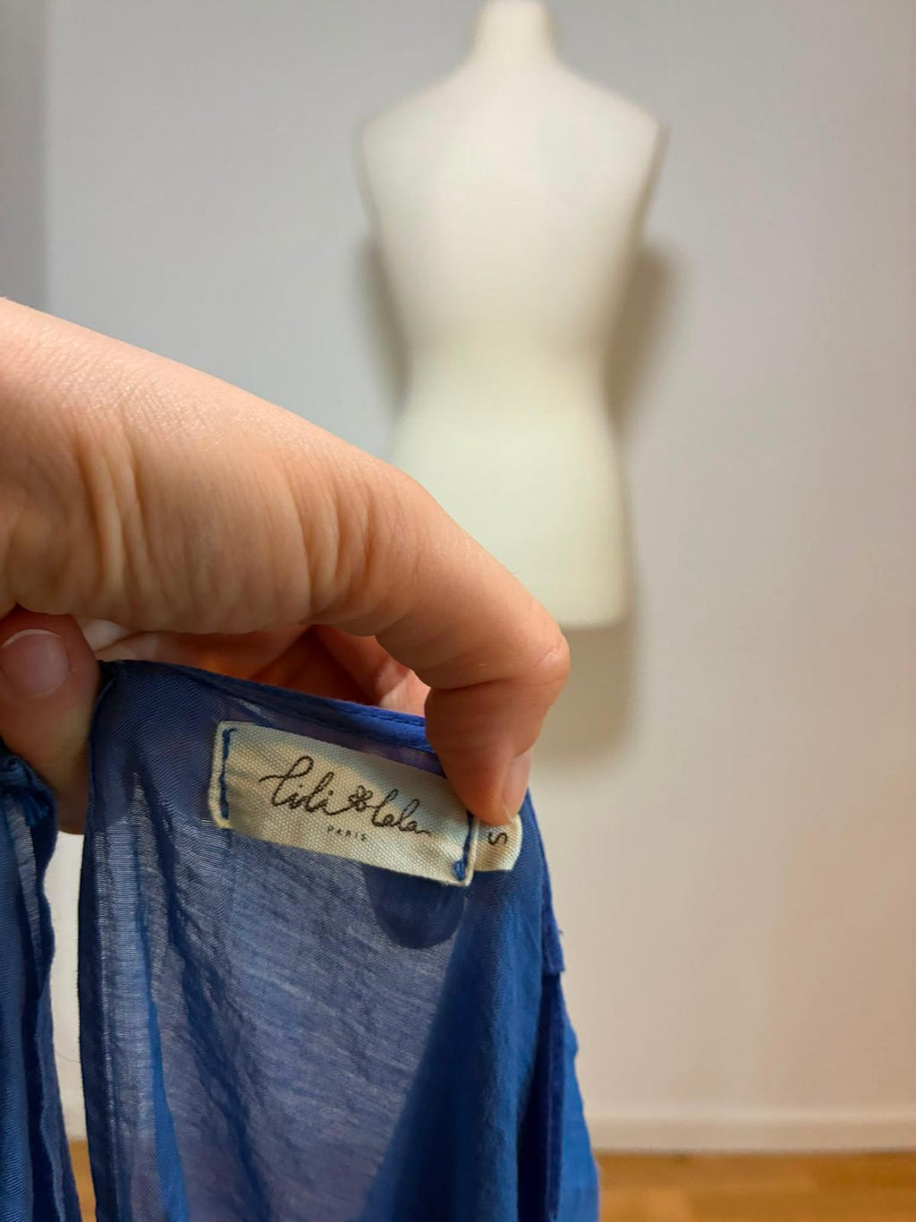 Lili & Lala Paris Maxikleid in Blau mit offenem Rücken Größe S
