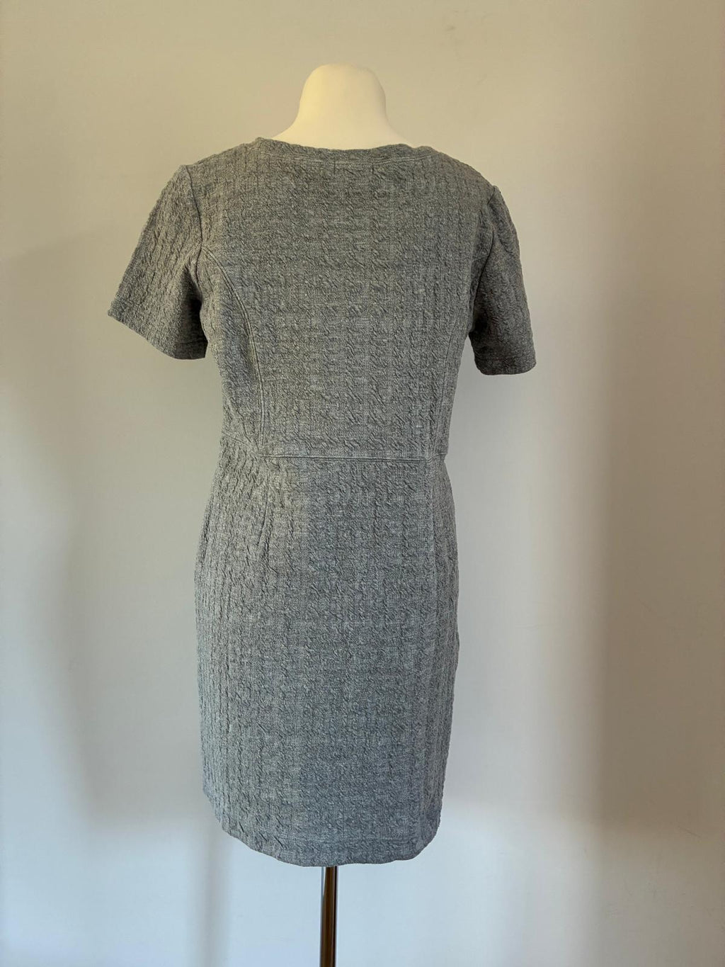 Lässiges Noa Noa Kleid Größe L 40 in Grau – bequem und elegant im Etui-Look