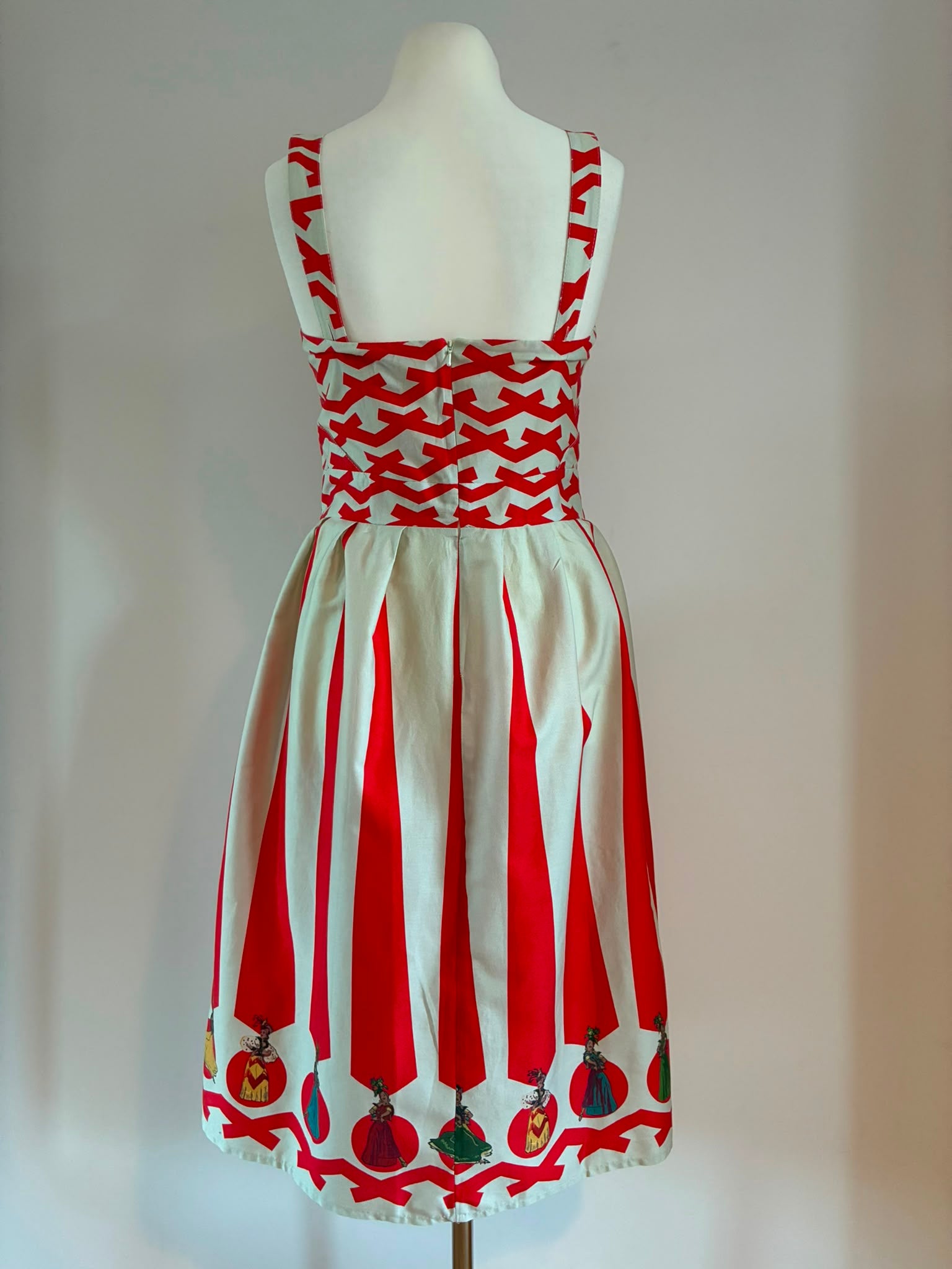 Palava Baumwollkleid in Rot Creme mit besonderem Print Größe 14