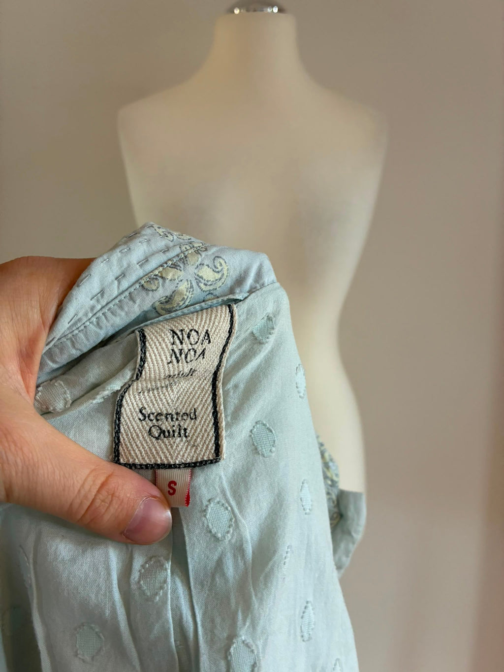 Noa Noa Bluse mit Stickerei und Volantärmeln Größe S