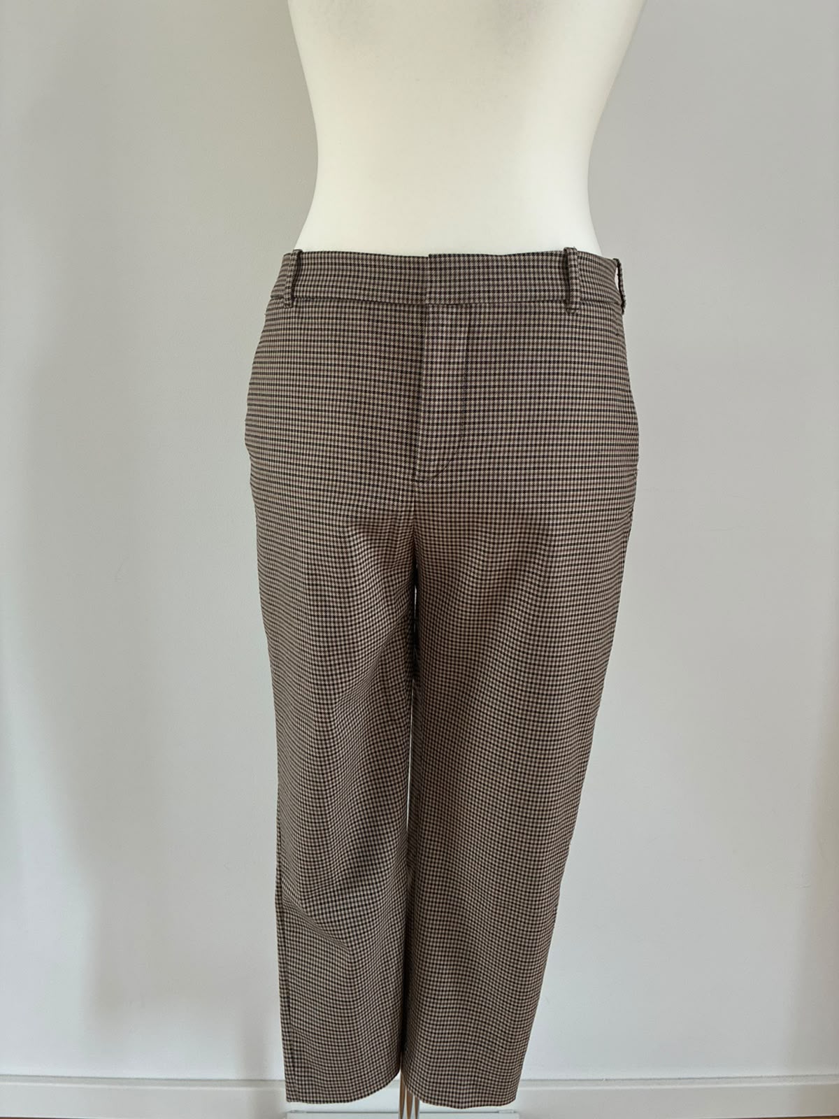Zara Woman Karohose in Braun Beige Größe 44