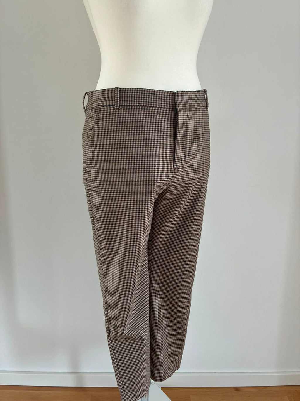 Zara Woman Karohose in Braun Beige Größe 44