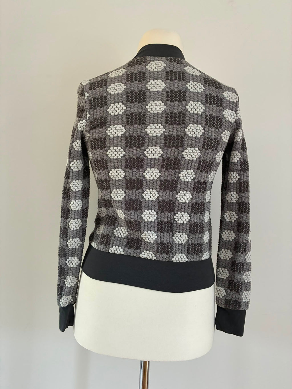 Blutsgeschwister Blouson Jacke mit Strukturmuster Größe S