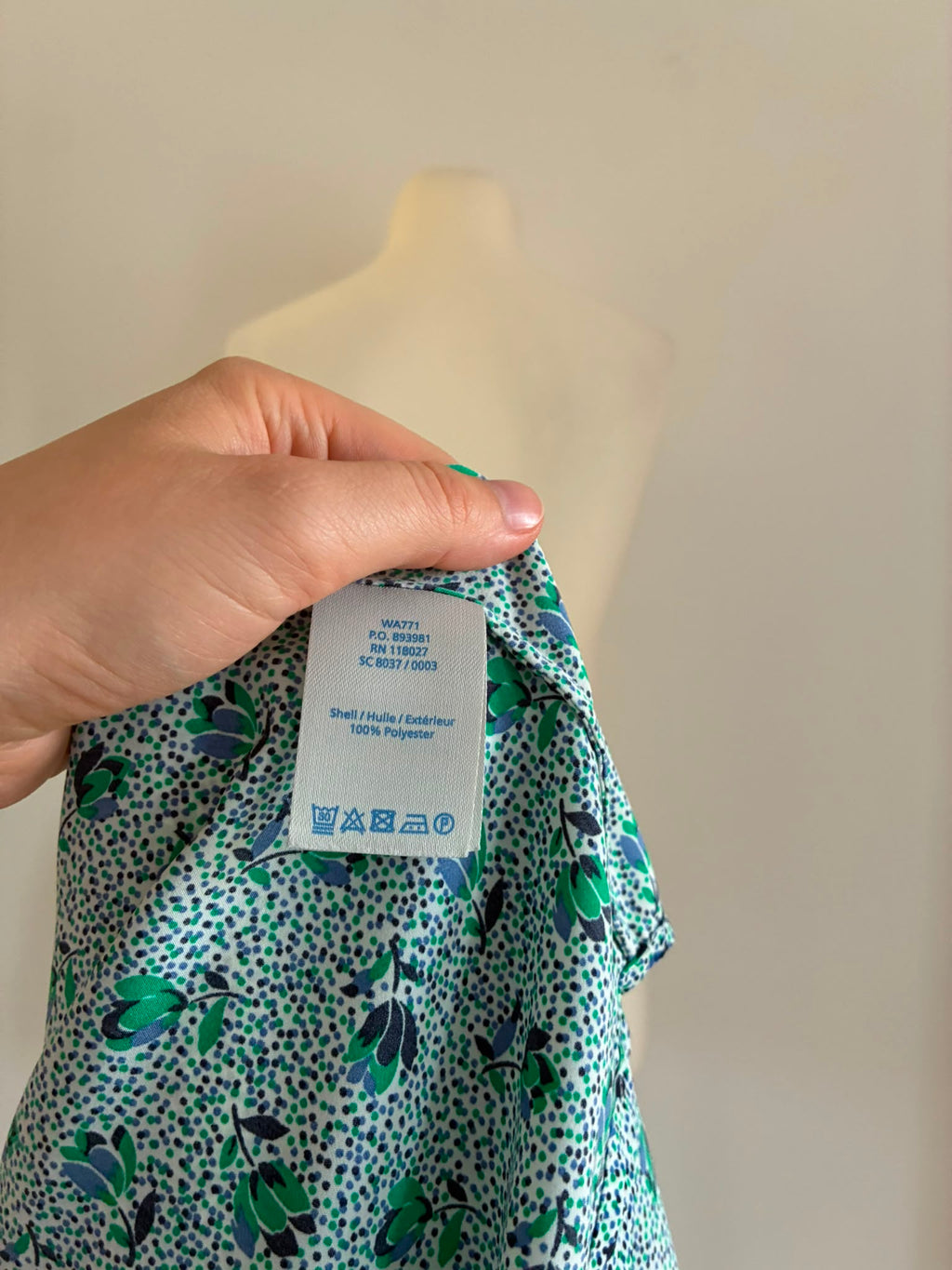 Boden Bluse mit Blumenmuster in Grün Größe 40