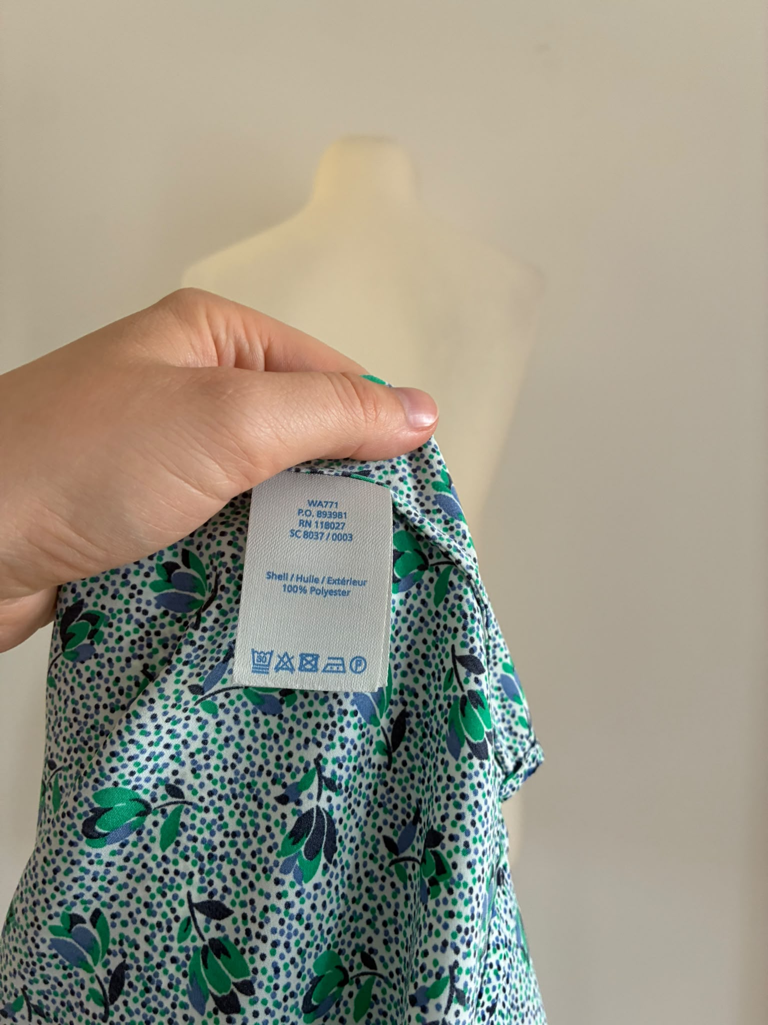 Boden Bluse mit Blumenmuster in Grün Größe 40
