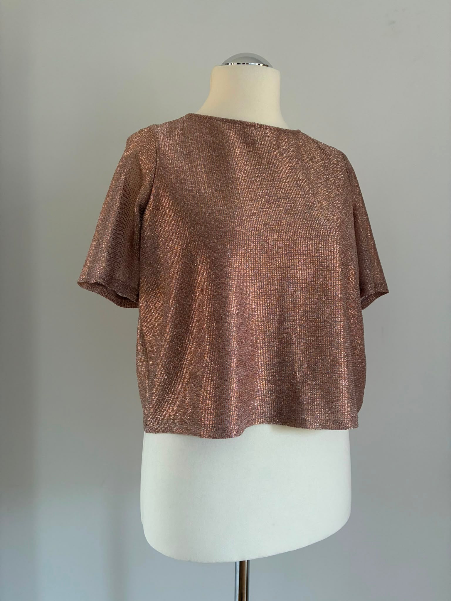 River Island Metallic Top in Roségold Größe 36