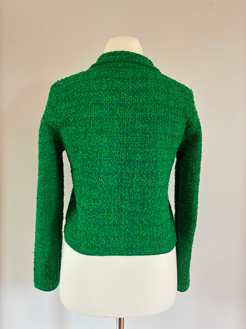Hallhuber Donna Bouclé-Jacke Größe 38 in Grün mit goldfarbenen Details