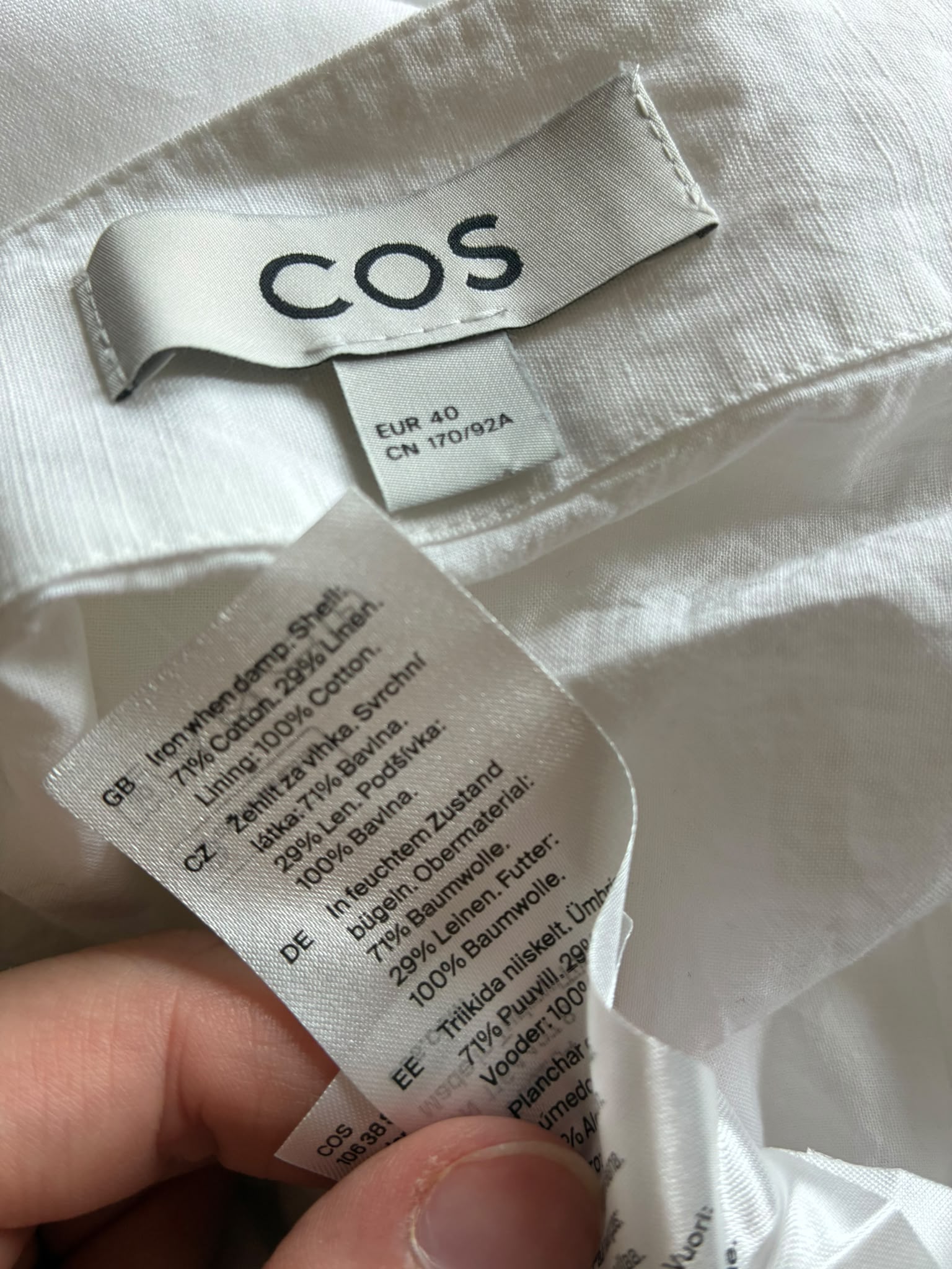 COS Markenetikett, Größe EUR 40, Materialzusammensetzung