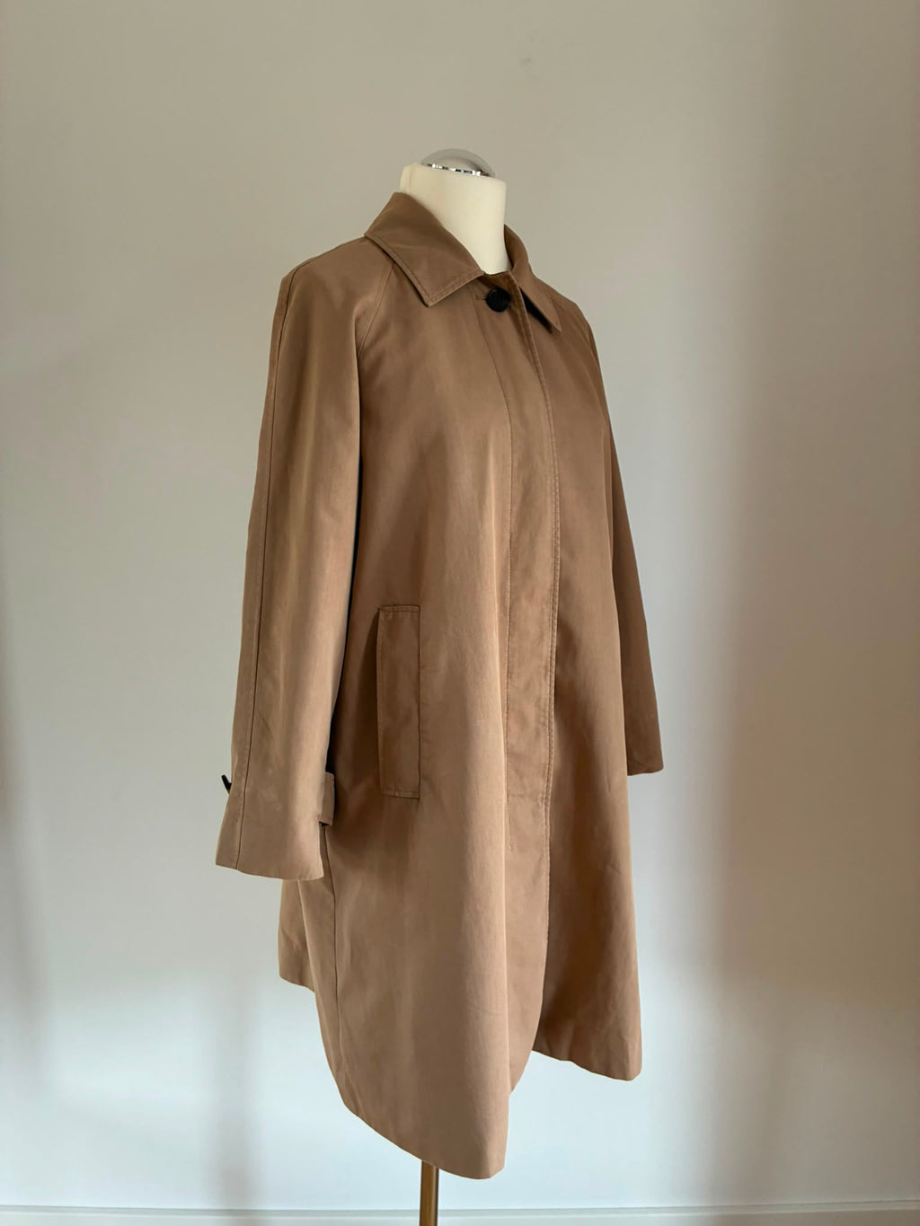 H&M Übergangsmantel in Camel-Beige, Seitenansicht