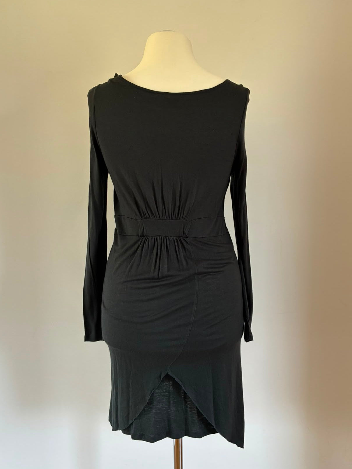 Noa Noa Kleid in Schwarz, Rückansicht